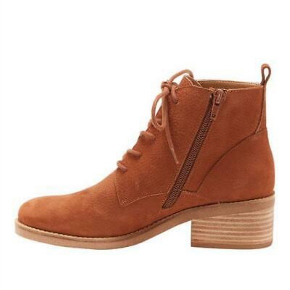 NEW Lucky Brand Tamela Booties - Picture 2 of 5